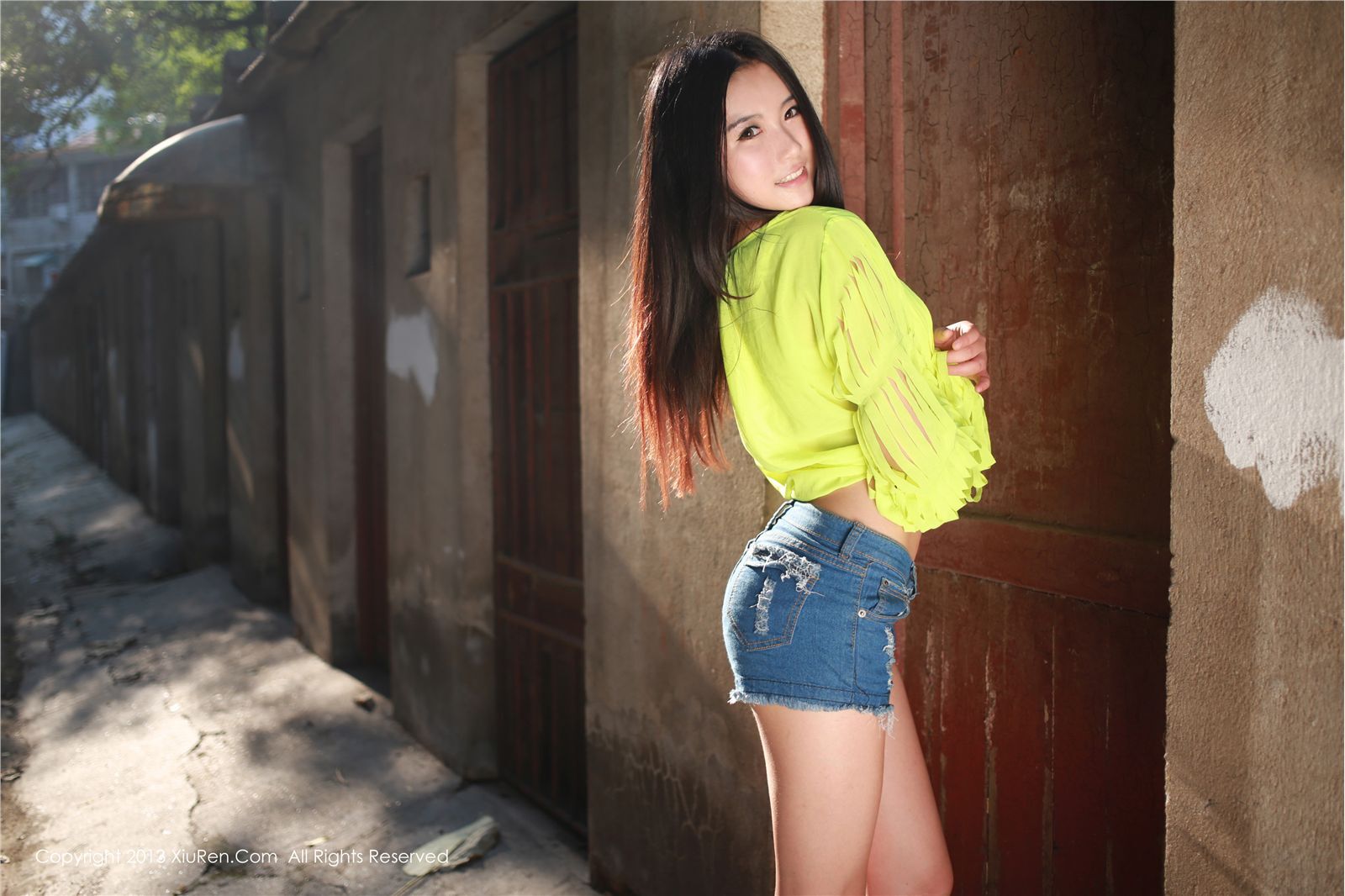 [秀人] 2013.09.24 MOON嘉依